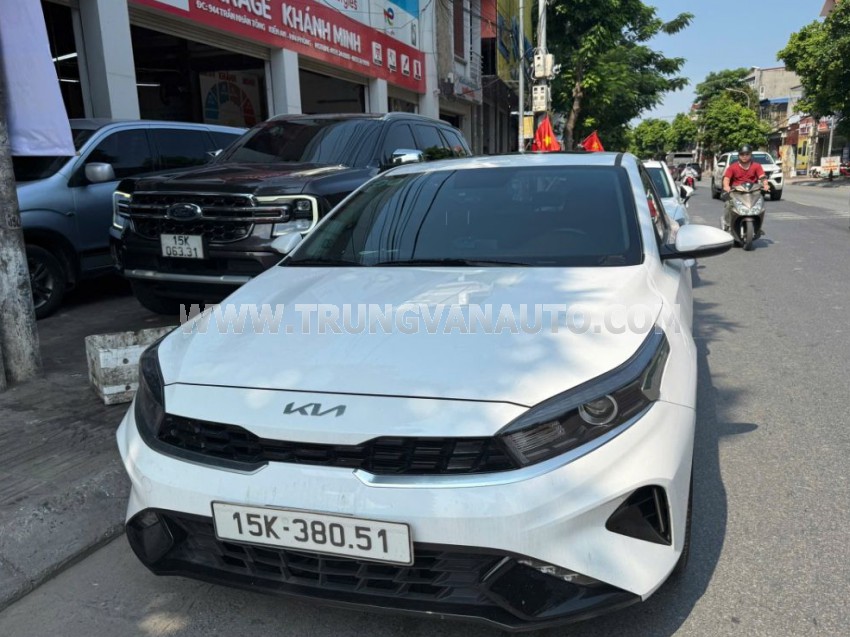 Kia K3 Luxury 1.6 AT 2024