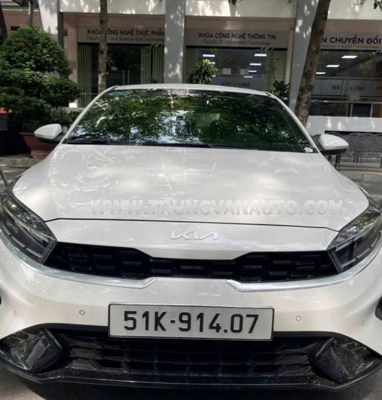 K3 Premium 1.6 AT 2023