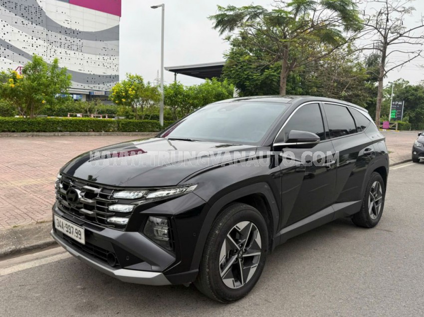 Hyundai Tucson 2.0 AT Đặc biệt 2025